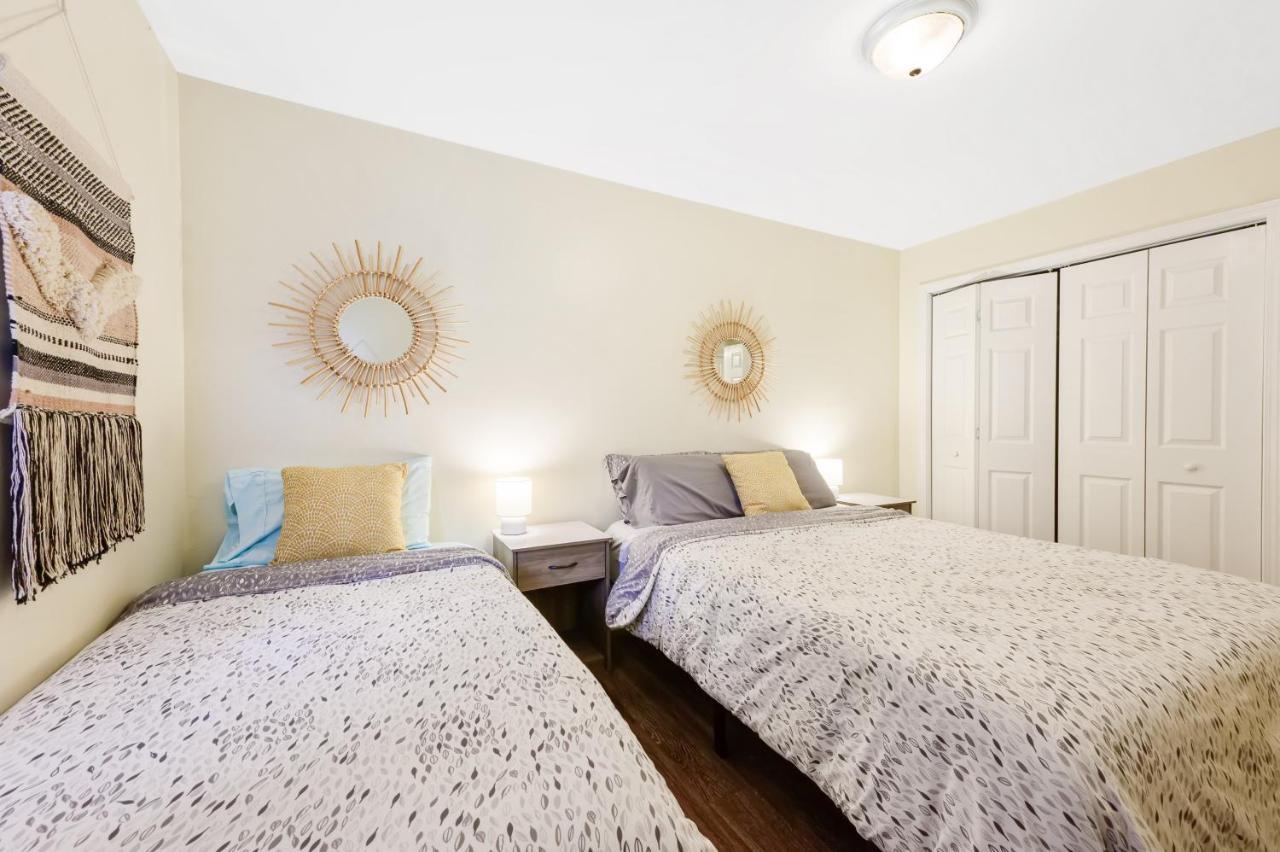 Dapper Digs - King Bed - Long Term Stays - Duke Durham Eksteriør billede
